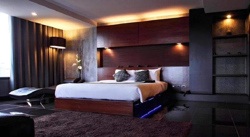 B2 Black Business And Budget Hotel Chiang Mai Esterno foto