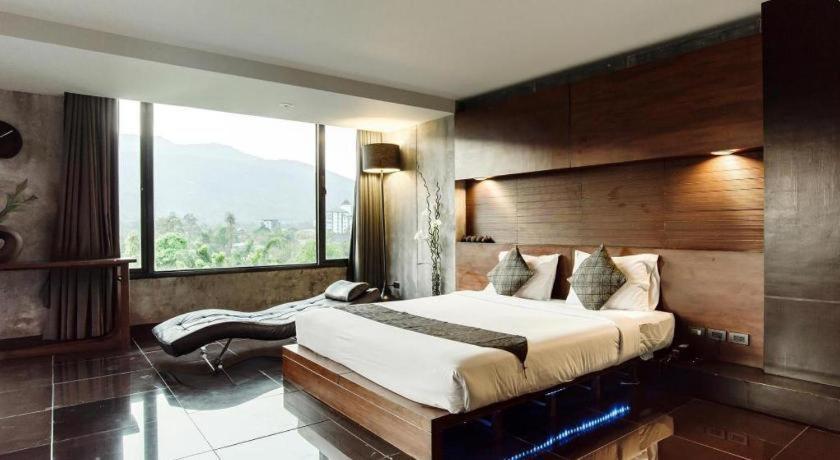 B2 Black Business And Budget Hotel Chiang Mai Esterno foto